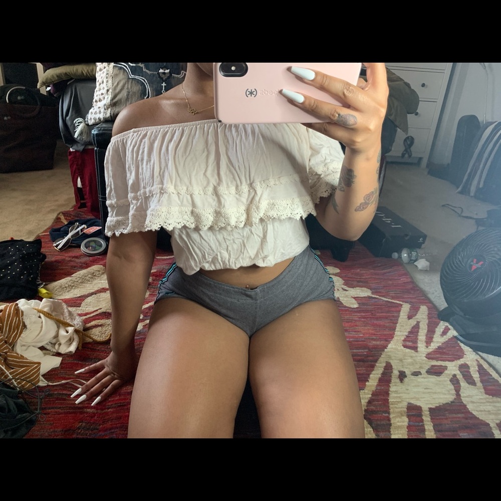 Off the shoulder boho crop